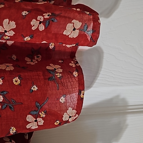 Long sleeve womens blouse - Picture 4 of 7